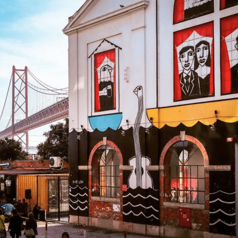 Descubre con nosotros la galería de arte urbano más grande de Portugal